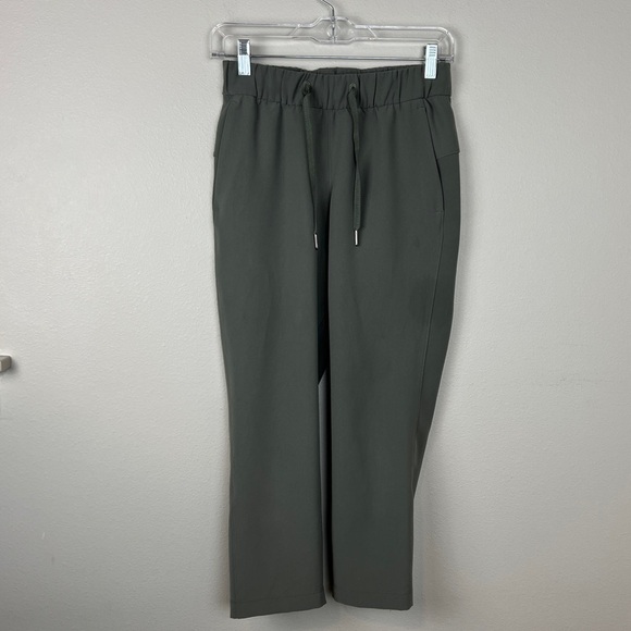 Lululemon On The Fly Crop Pant Woven 23” Grey Sage - Picture 2 of 6